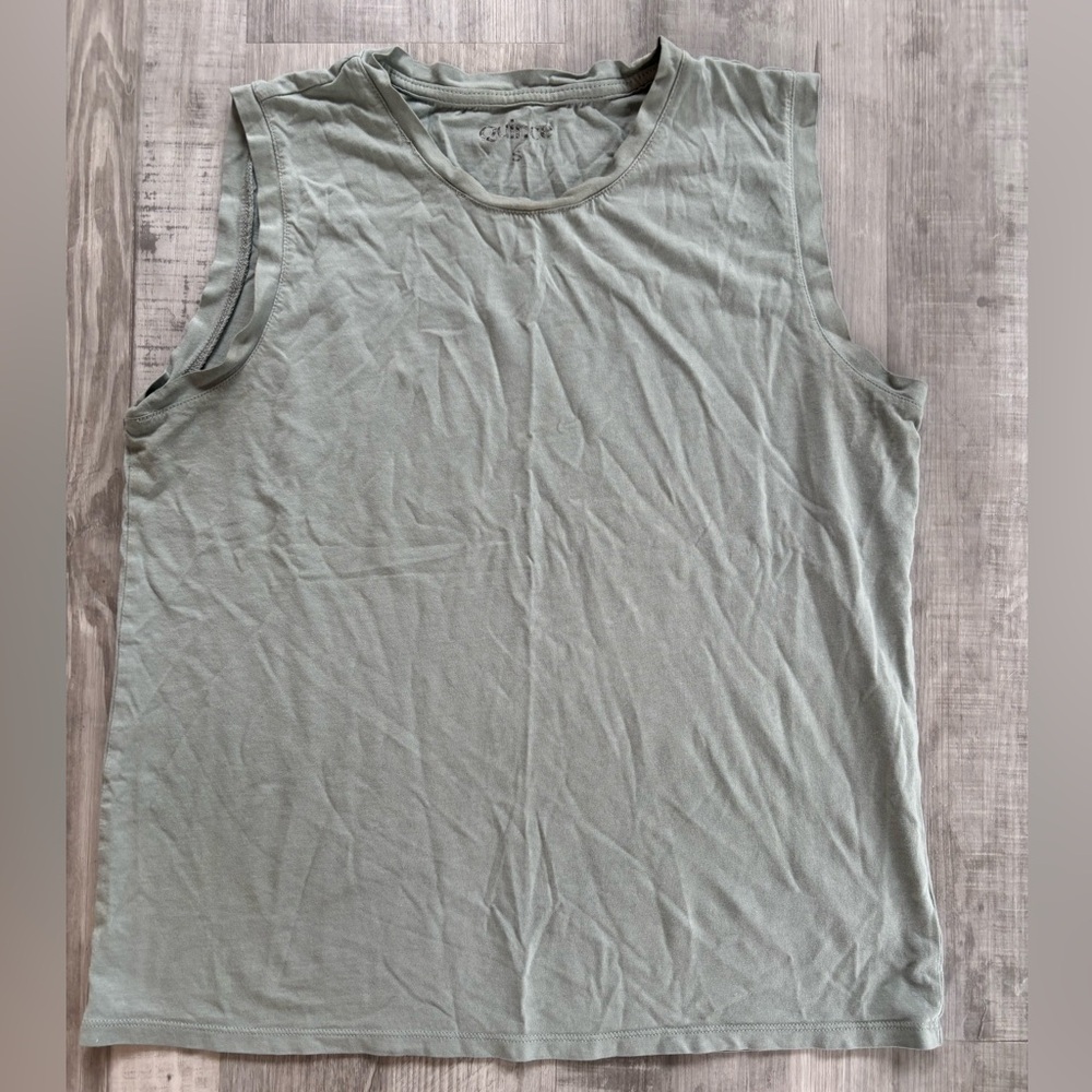 Quince‎ Sage Green Muscle Tee